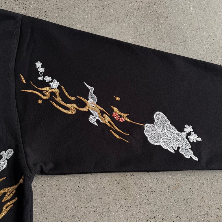 Derschutze Dragon & Tiger Embroidered Zip Hoodie Black - 24