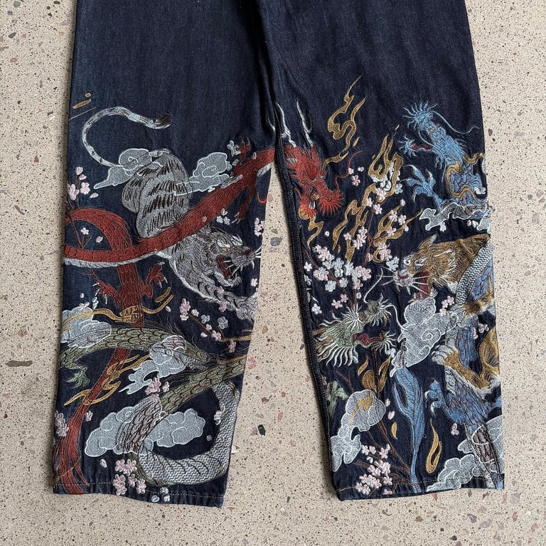 Derschutze Embroidered Dragon & Tiger Jeans - 17