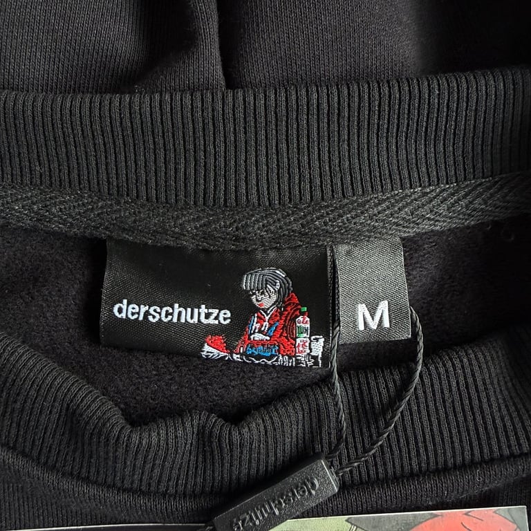 Derschutze DSE-3115U Graphic Hoodie Black - 18