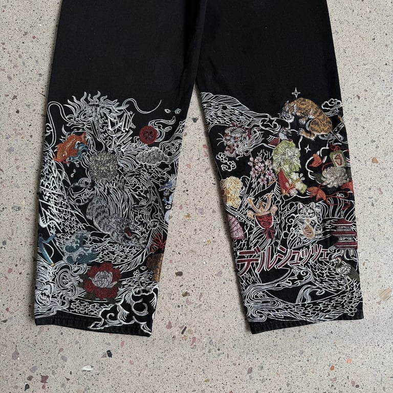 Derschutze Embroidered Black Denim Jeans - 19