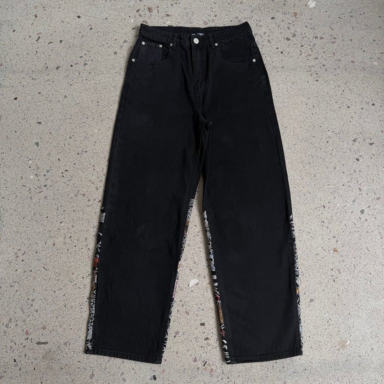 Derschutze Embroidered Black Denim Jeans - 5