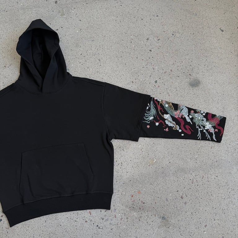 Derschutze Dragon & Tiger Embroidered Hoodie Black - 29