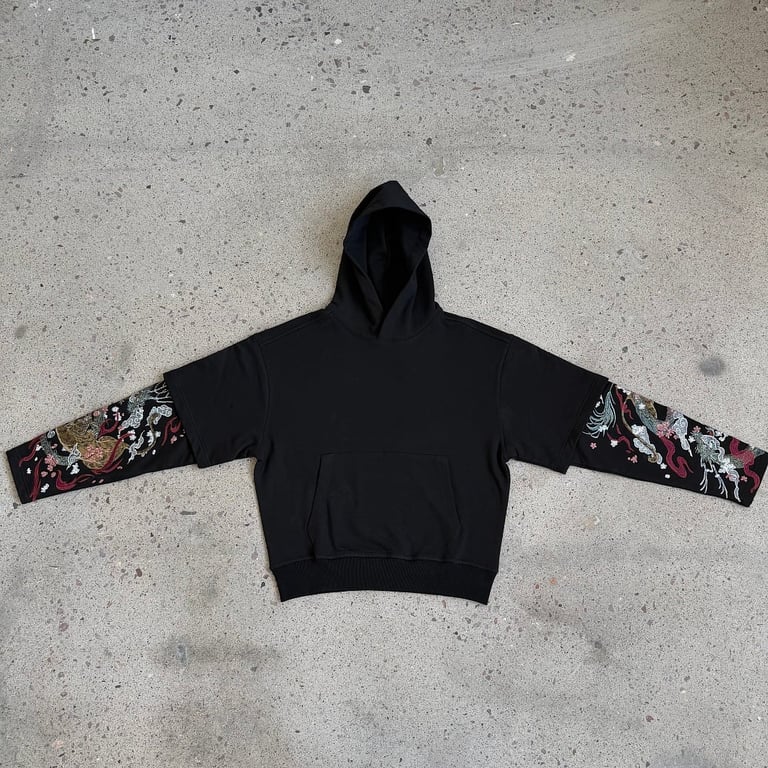 Derschutze Dragon & Tiger Embroidered Hoodie Black - 30