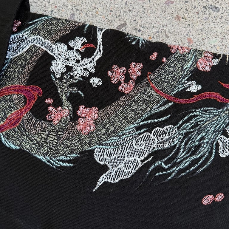 Derschutze Dragon & Tiger Embroidered Hoodie Black - 32