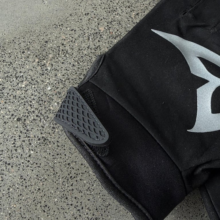 Mertra Reflective Logo Gloves Black - 7