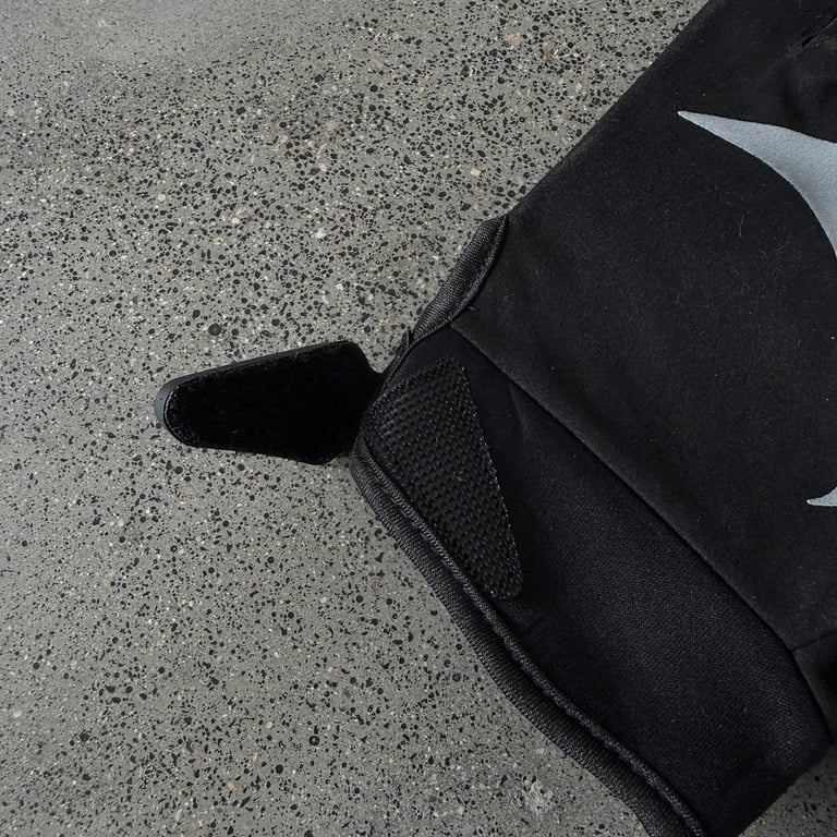 Mertra Reflective Logo Gloves Black - 8