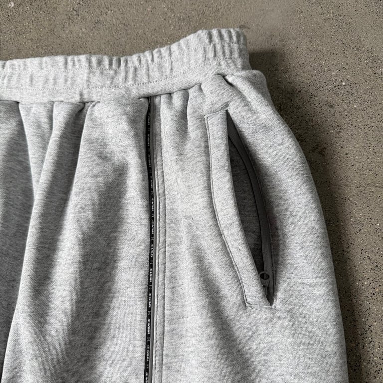 Mertra Grey Curved Piping Sweatpants - 11