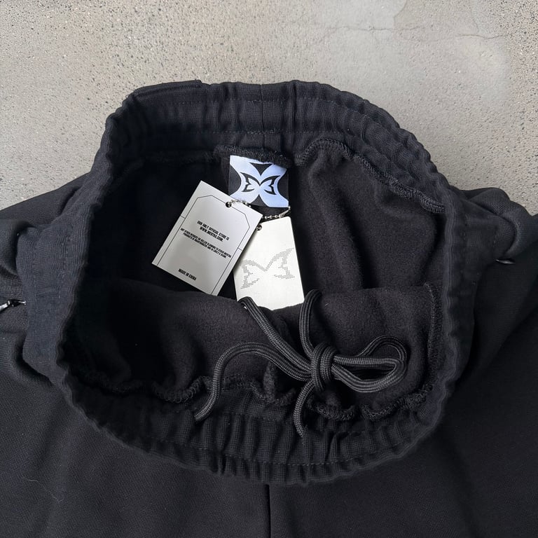 Mertra Butterfly Logo Shorts Black - 14