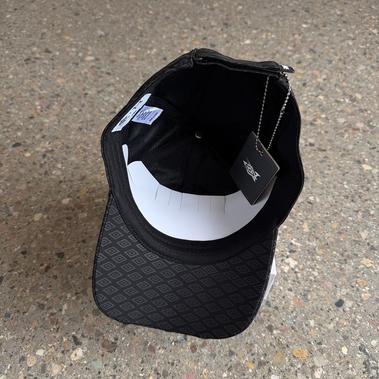 Mertra Butterfly Pattern Cap Black - 13