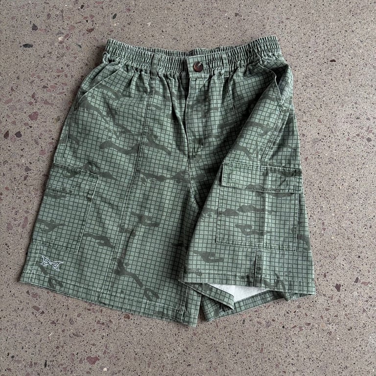 Vescartes Grid Camo Cargo Shorts Green - 11