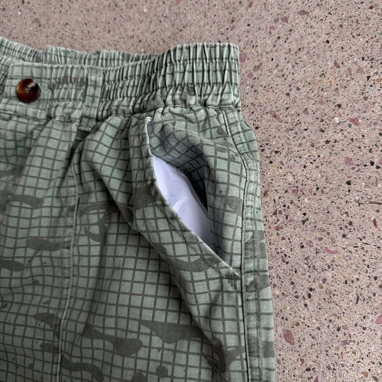 Vescartes Grid Camo Cargo Shorts Green - 17