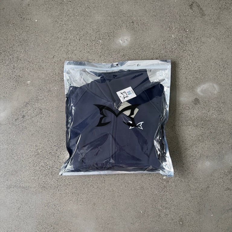 Mertra Logo Zip-Up Hoodie Navy - 3