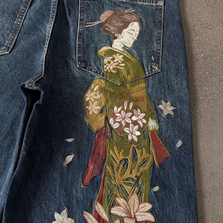 Derschutze Geisha Embroidery Wide Leg Jeans - 24