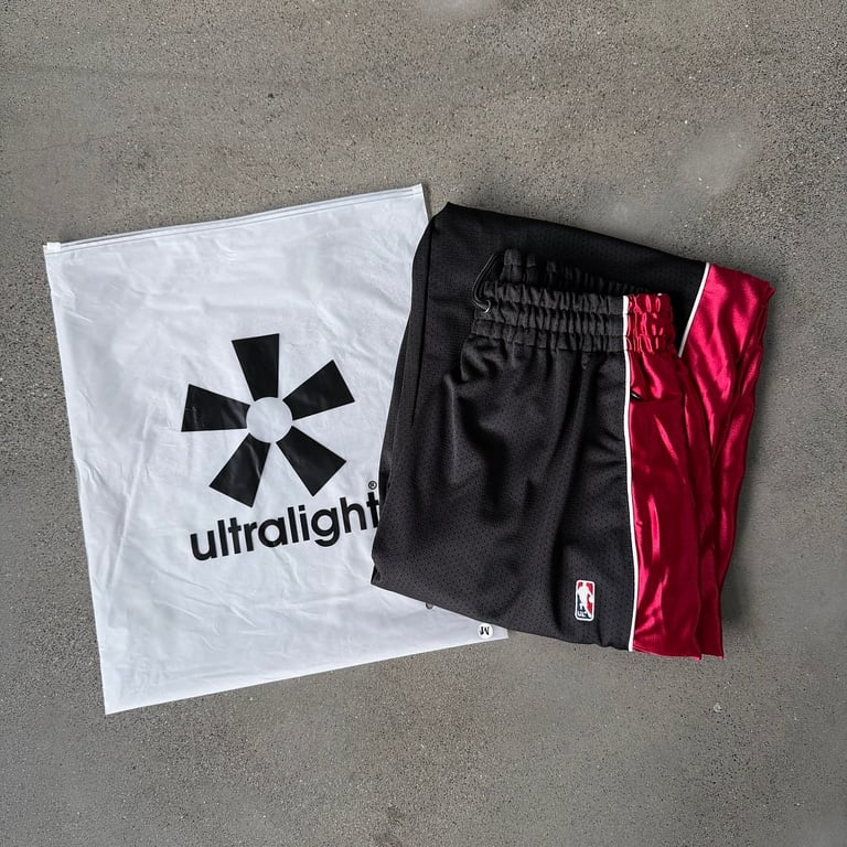 Ultralight Mesh Track Pants Black Red - 3