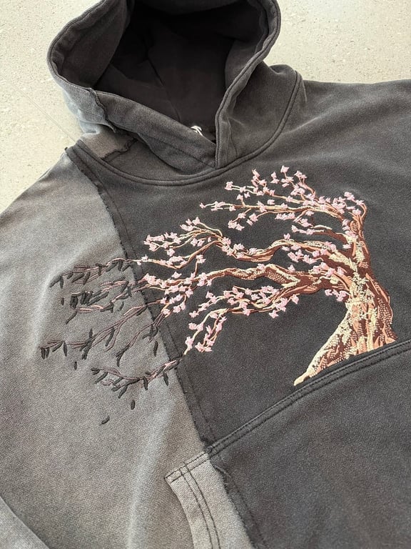 Vescartes Cherry Blossom Tree Panel Hoodie - 5