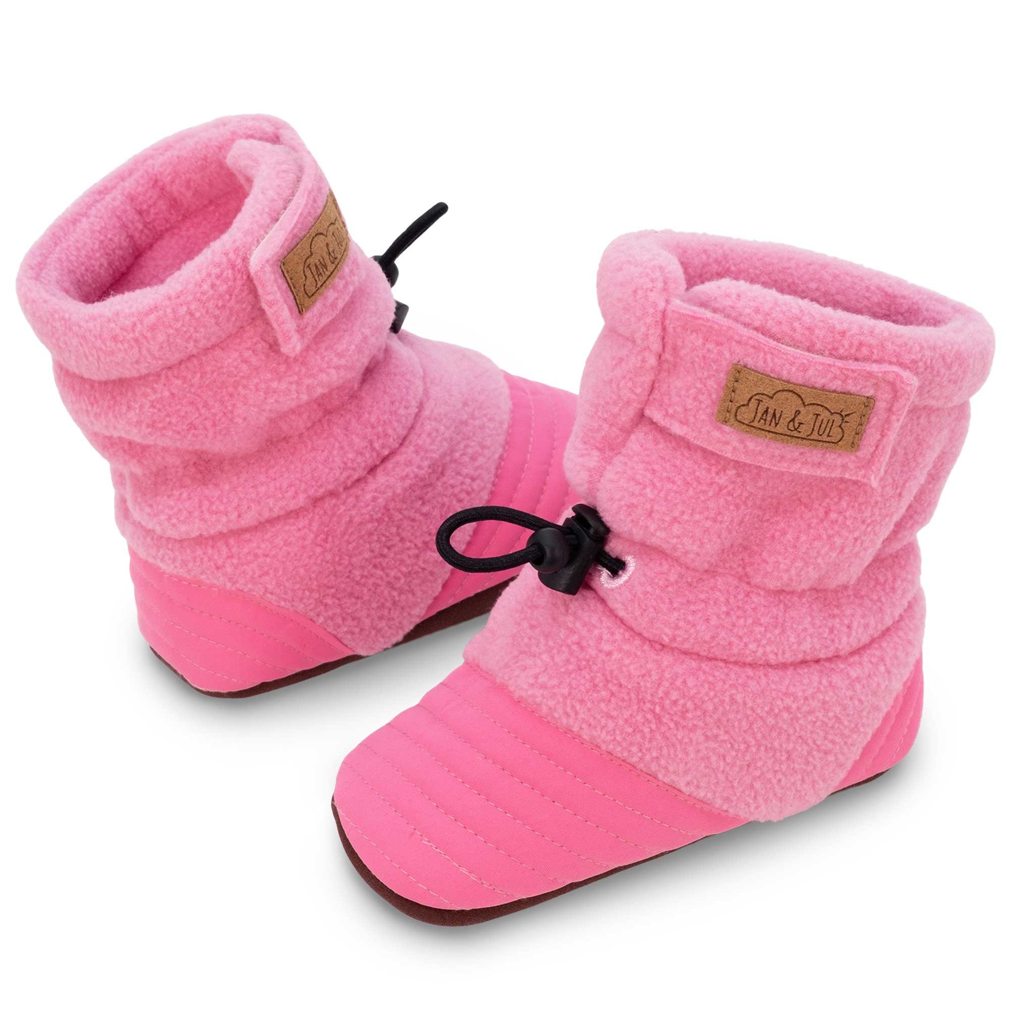 Jan & Jul Stay-Put Winter Booties - Hearts Jan & Jul Stay-Put Winter Booties - Hearts