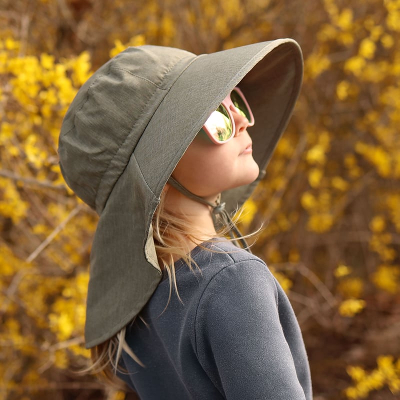 Jan & Jul Gro-with-me Aqua Dry Adventure Hat - Army Green Jan & Jul Gro-with-me Aqua Dry Adventure Hat - Army Green
