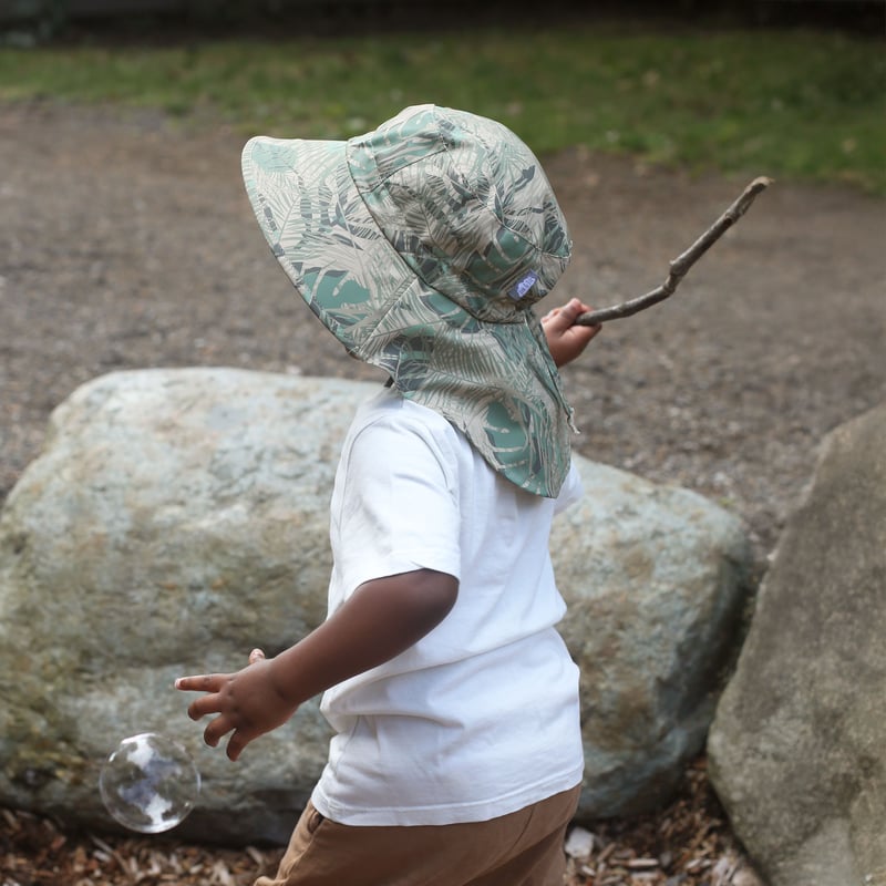 Jan & Jul Gro-With-Me Aqua-Dry Adventure Hat - Jungle Safari Jan & Jul Gro-With-Me Aqua-Dry Adventure Hat - Jungle Safari