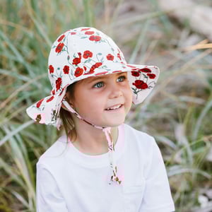 Infant floppy hat hotsell