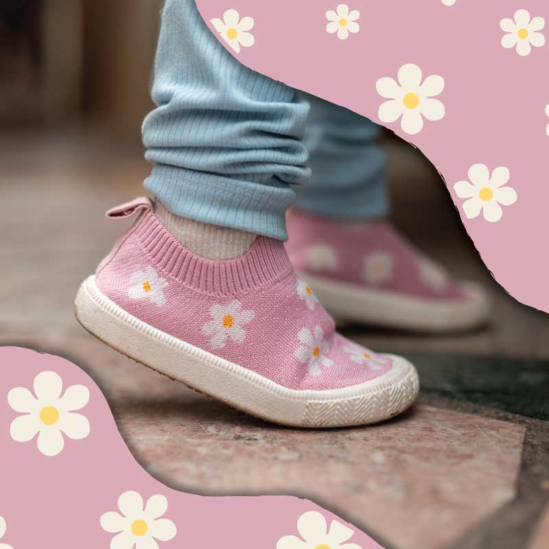 Pink Daisy Knit shoes for Girls