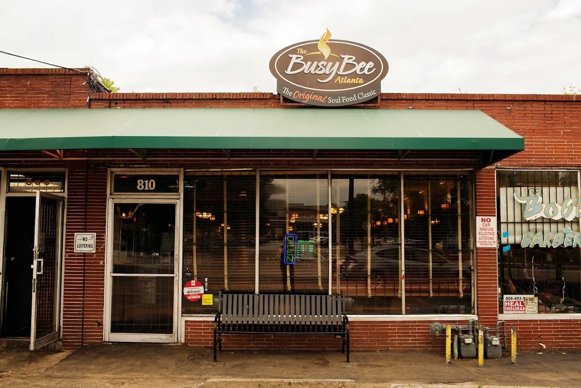 The Busy Bee Café