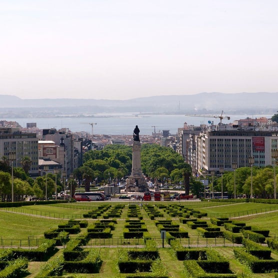From the Marquis to the Glass: Lisbon Walk