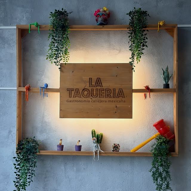 LA TAQUERIA