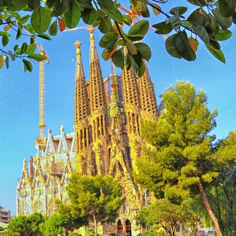 Barcelona: Gardens around the Sagrada Familia