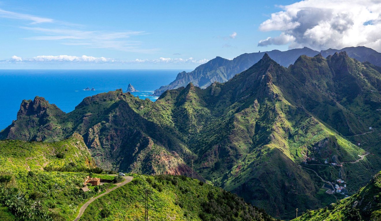Tenerife: Sun, Stone & Story