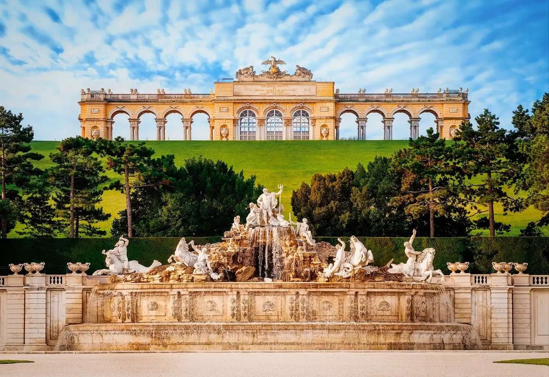 Vienna: Imperial Grandeur