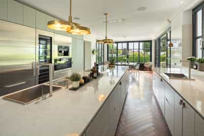 Property #COM948SHF 2