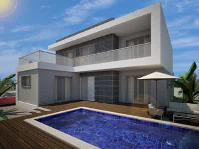 Property #COM2086PRO