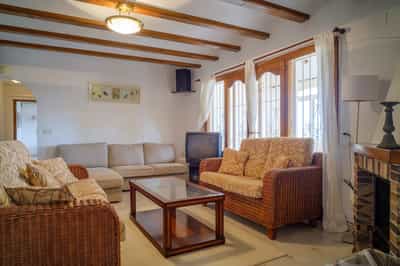 Property AVS 56214 2