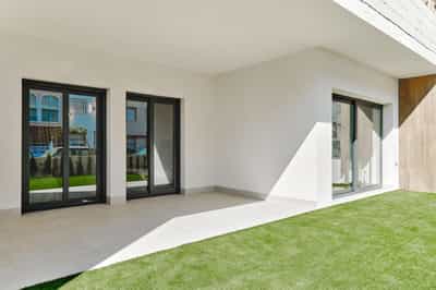 Property #COM1900PRO 2