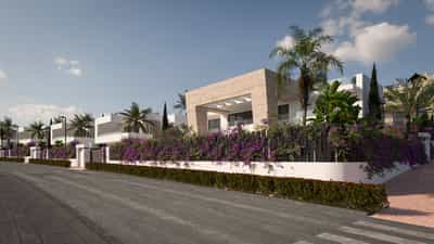 Property #COM2708PRO 2