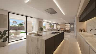 Property #COM2718PRO 0