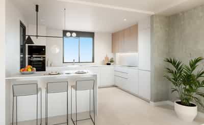 Property #COM843SHF 1