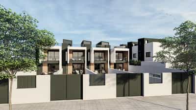 Property #COM3186PRO 1
