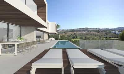 Property #COM1020SHF 2