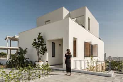 Property #COM1830PRO 3