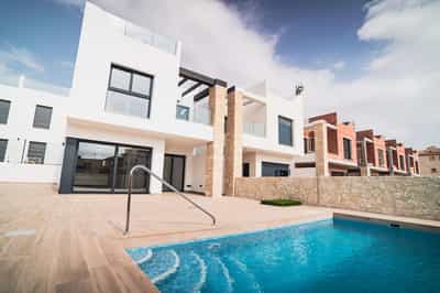 Property #COM1971PRO 0
