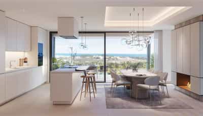 Property #COM2468PRO 2