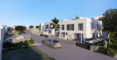 Property #COM818SHF 1