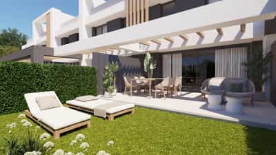 Property #COM869SHF 3
