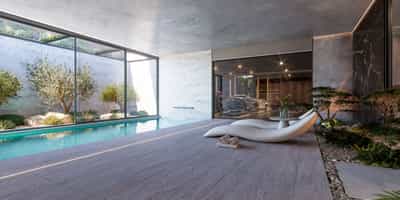 Property #COM1042SHF 1
