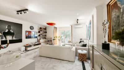 Property #COM877SHF