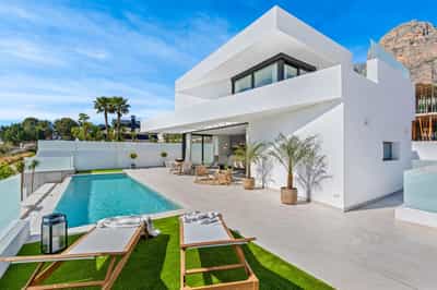 Property #COM3094PRO