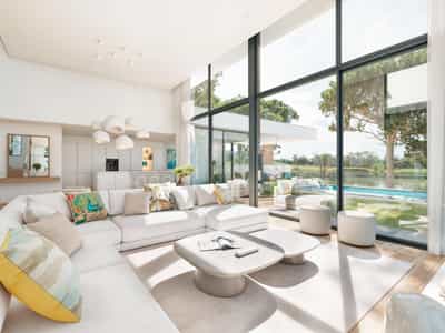 Property #COM2719PRO 1