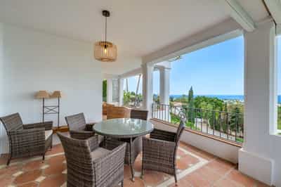Property #COM884SHF 0