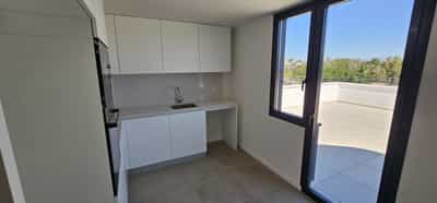 Property #COM2704PRO 3